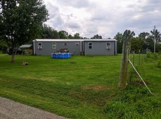 399 J Carroll Rd, Bee Spring, KY 42207