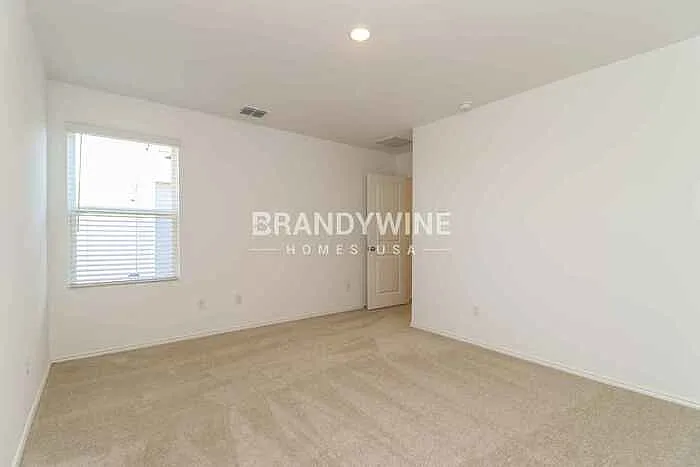 1432 Silver Oak Ln — Photo 7