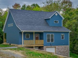 274 E Hill Rd, Gainesboro, TN 38562