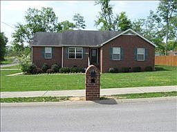 1st image of 1106 Bolton Dr