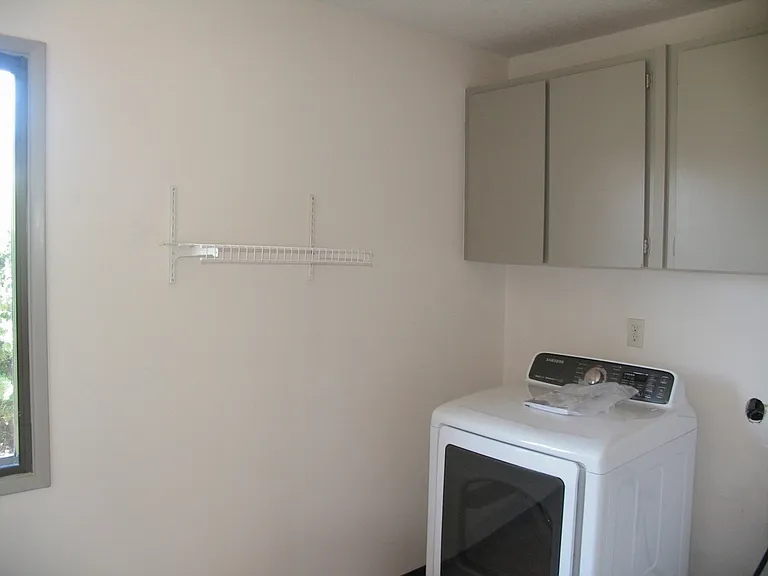 1154 NE Birchaire Ln — Photo 15