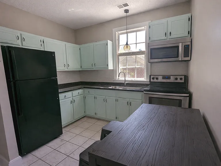 2115 Wallace St — Photo 19