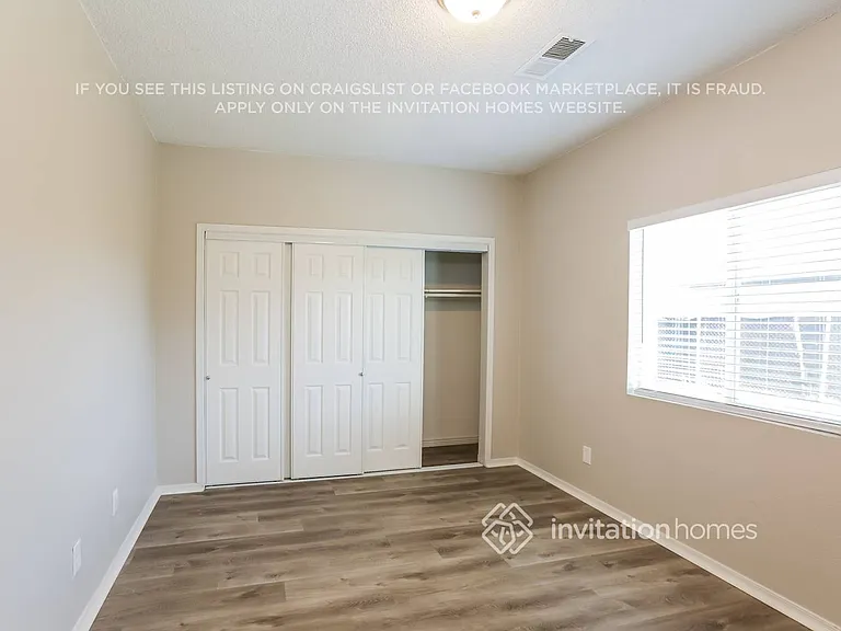 8712 W Turney Ave — Photo 11