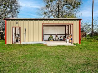 1209 Sherman St, Tioga, TX 76271