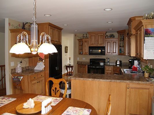 4th image of 16148 Hackney Dr
