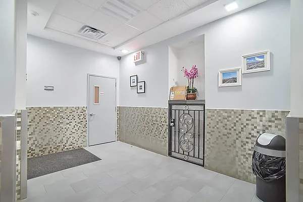 Rented by Compass | media 30