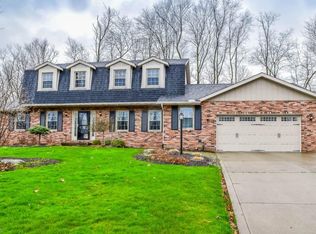 2454 Bur Oak St NE, Canton, OH