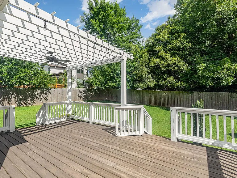 605 Brighton Rd — Photo 23