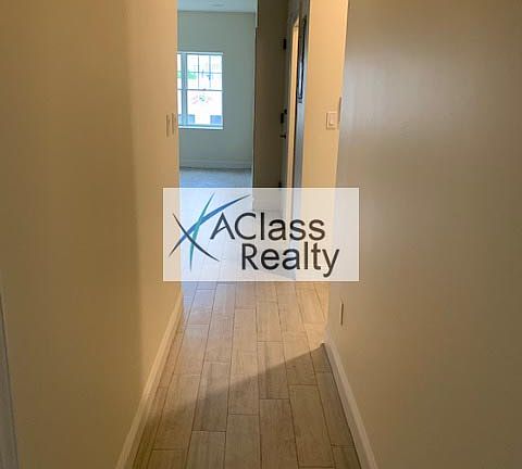 3rd image of 31-17 Steinway St #3