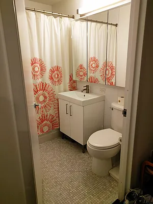 Rented by BLU Real Estate | media 7