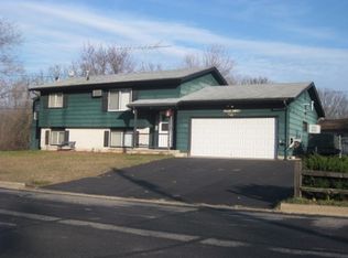 506 Haskins Dr, Pardeeville, WI 53954