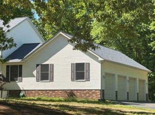 23773 Meredith Ct, Hollywood, MD 20636