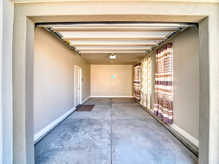 1544 N Daylight St — Photo 4