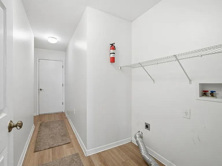 5912 Bramble Bush Ct — Photo 21