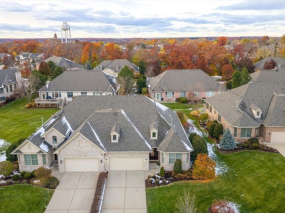 5th image of 628 Woodglen Ct