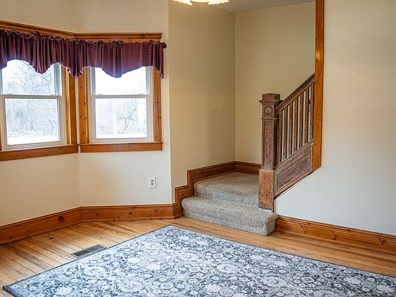 5th image of 3338 W Abbey Rd