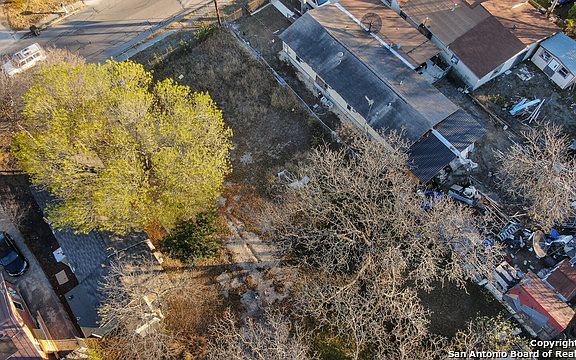 5th image of 330 Sharmain Pl Lot 4