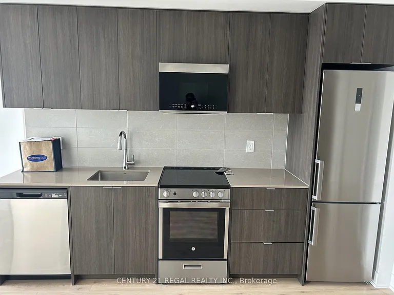 2088 James St #301 — Photo 8