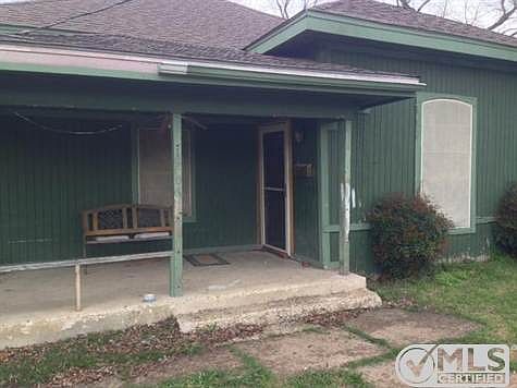 3rd image of 1206 S Tennessee St