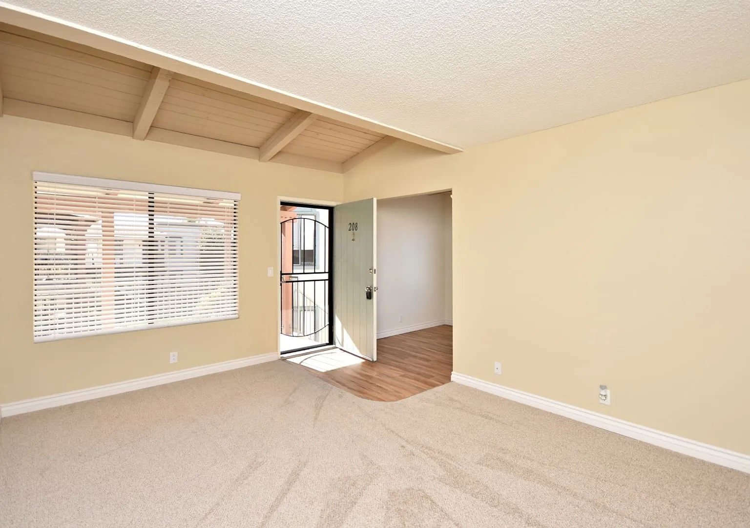 Villas de Laura Apts — Photo 1