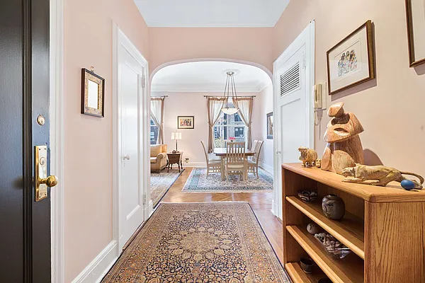 Sold by Nest Seekers International | media 13