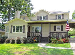 512 Eastwood Pl, Vestavia Hills, AL 35216
