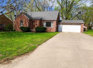 412 18th Pl, West Des Moines, IA 50265