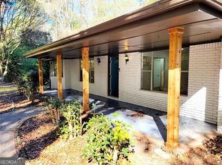 300 E Campbellton St, Fairburn, GA 30213