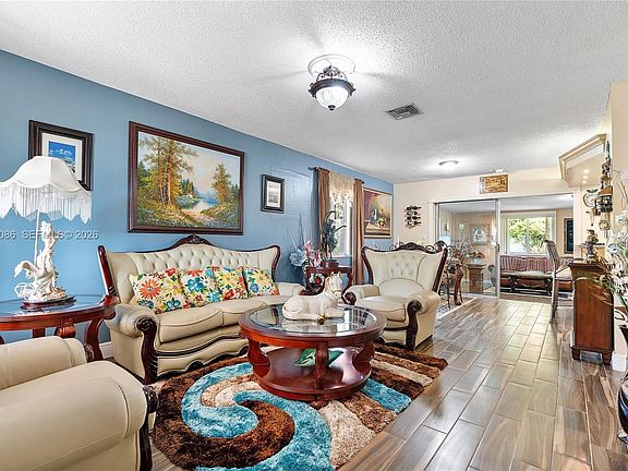 3rd image of 5540 NW 180th Ter