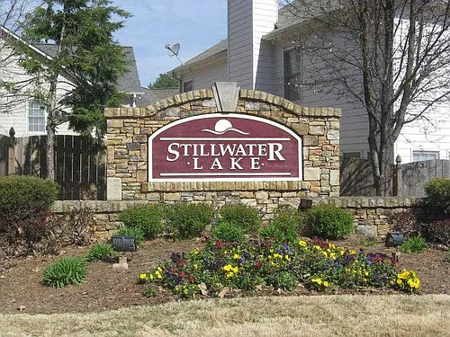 2706 Stillwater Lake Ln Photo 1
