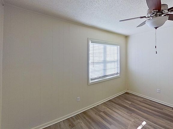 5th image of 1850 Pebble Rd #D1