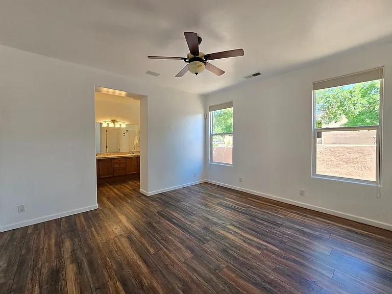 3 Wood Flower Pl — Photo 15