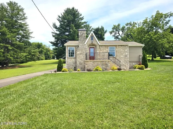 4004 Washington Pike, Knoxville, TN 37917