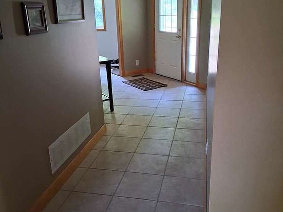 5th image of 175 Old Mans Lake Ln