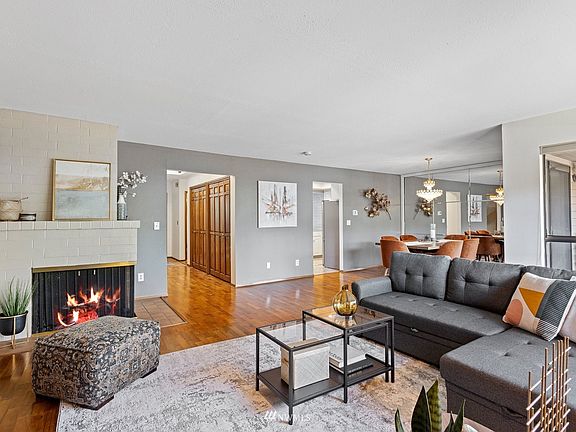 Enjoy sitting by the gas fireplace. A new insert was installed in 2019! The natural gas utility is included in the HOA dues!
