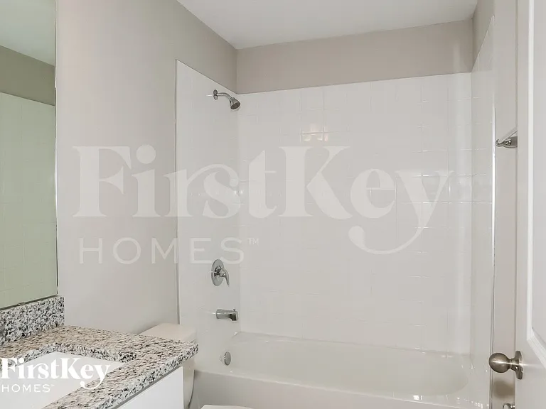 175 Southern Breeze Loop — Photo 13