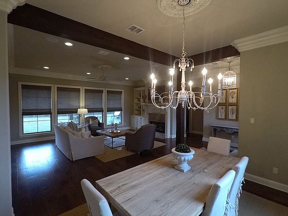 Dinning Room & Living Room