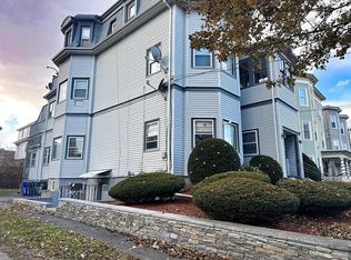 25 Cary Ave #B, Chelsea, MA 02150