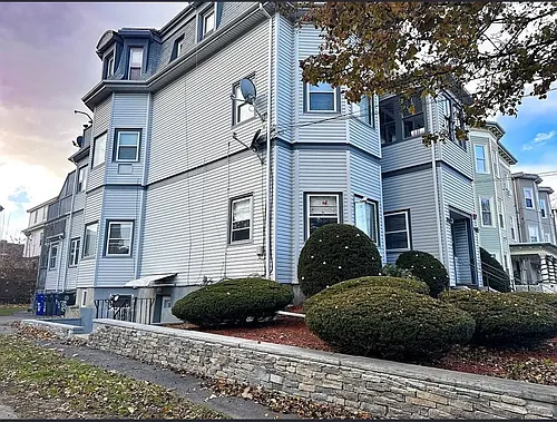 25 Cary Ave #B Photo 1