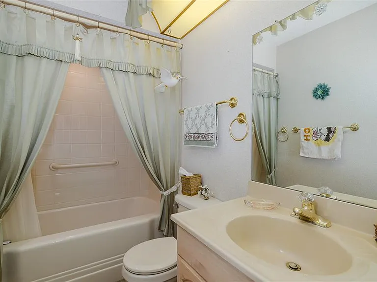 8015 San Fernando Dr — Photo 28