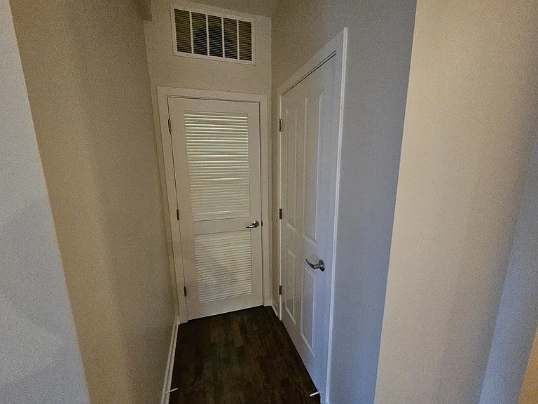 1244 S Blue Island Ave #301 — Photo 11