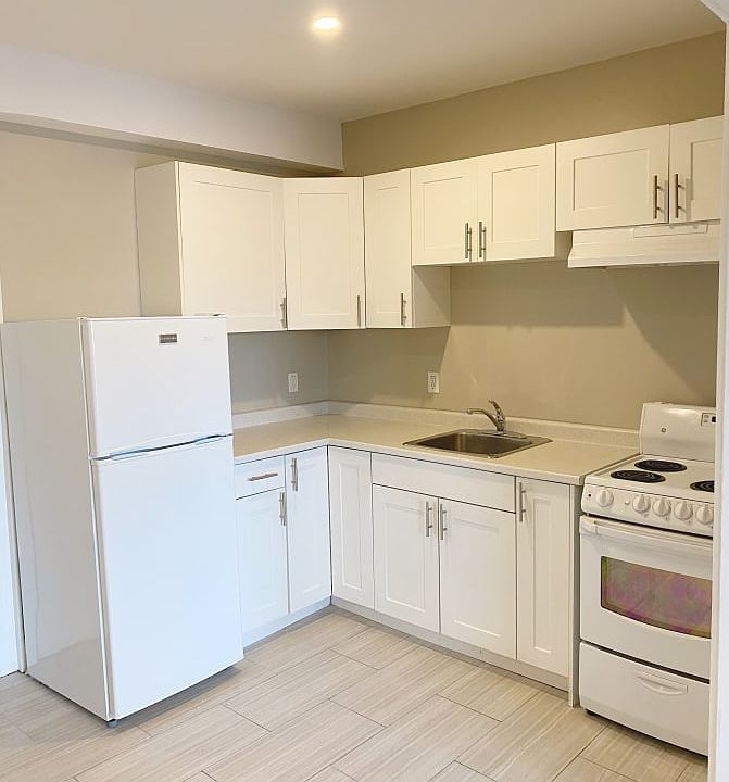 2nd image of 181 King St E #2B