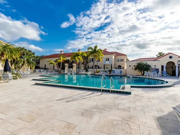 5020 Harmony Cir APT 201, Vero Beach, FL 32967