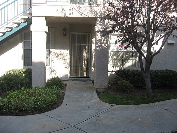 Front, first floor unit