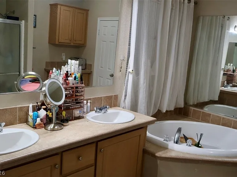 4964 Vista Flora Way — Photo 16