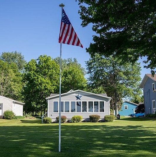 1st image of 125 Long Pond Rd