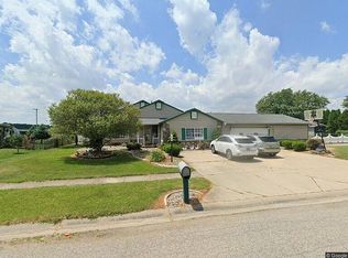 65755 Barrens Dr, Goshen, IN 46526