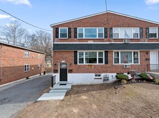 125 4th Ave #A, Broomall, PA 19008