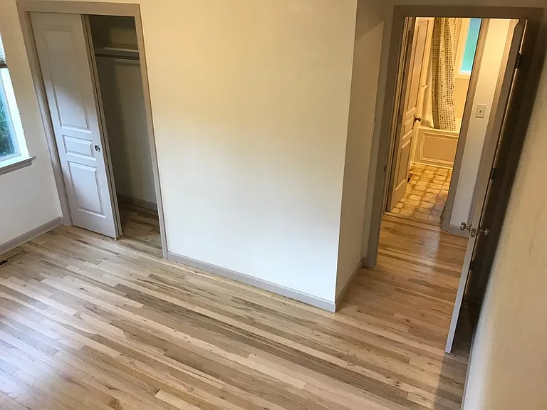 Bedroom SW (2018 photo)