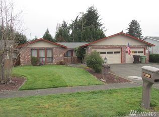 4446 Constitution Ln, Longview, WA 98632